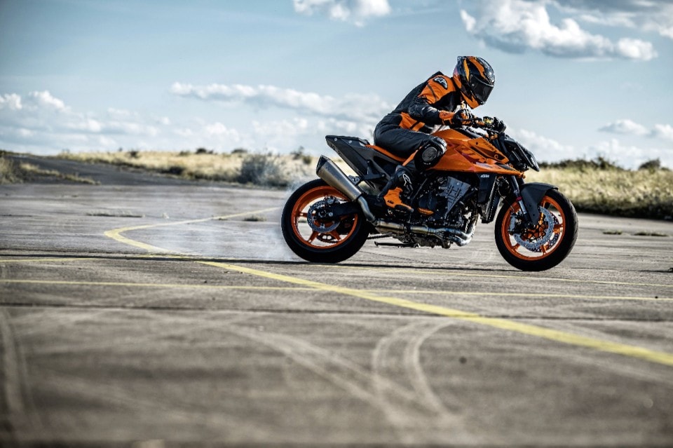 KTM 990 DUKE: la... rivoluzione della specie
